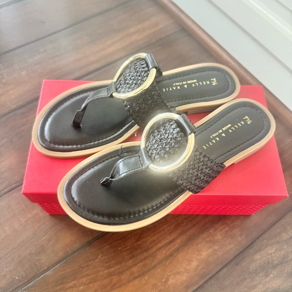 Kelly & Katie Olive Black/Gold Sandals
